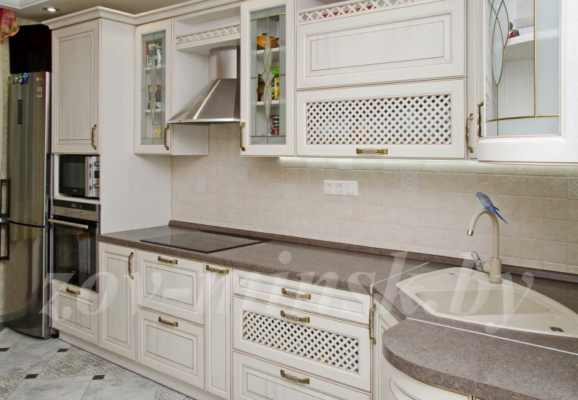 Кухня ЗОВ Канзас с рамочными фасадами